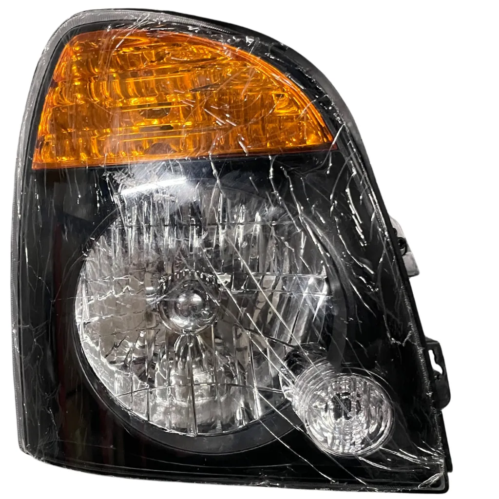 Headlight Black - Right - H100